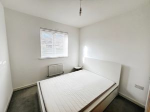 Bedroom- click for photo gallery